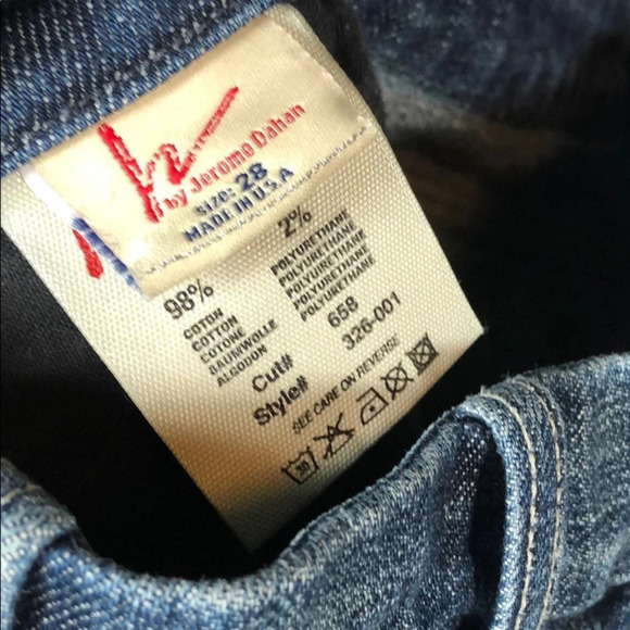 Citizens of Humanity short mini skirt. 28. - Picture 3 of 3